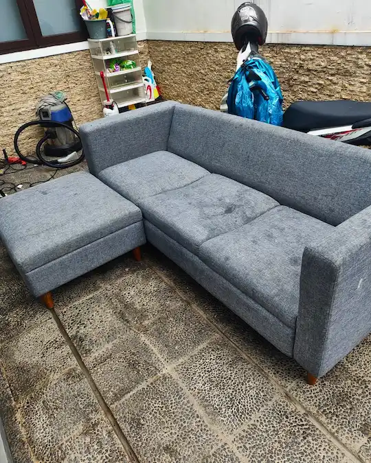 Sofa L sebelum dicuci oleh Indeep Cleaning